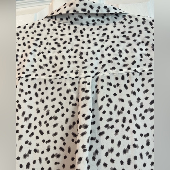 H&M | Button Down Blouse - Picture 7 of 9